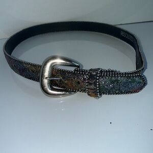 VINTAGE ABSOLUTELY FRESH Y2K indie sleeze metallic Black Leather Studded Belt M
